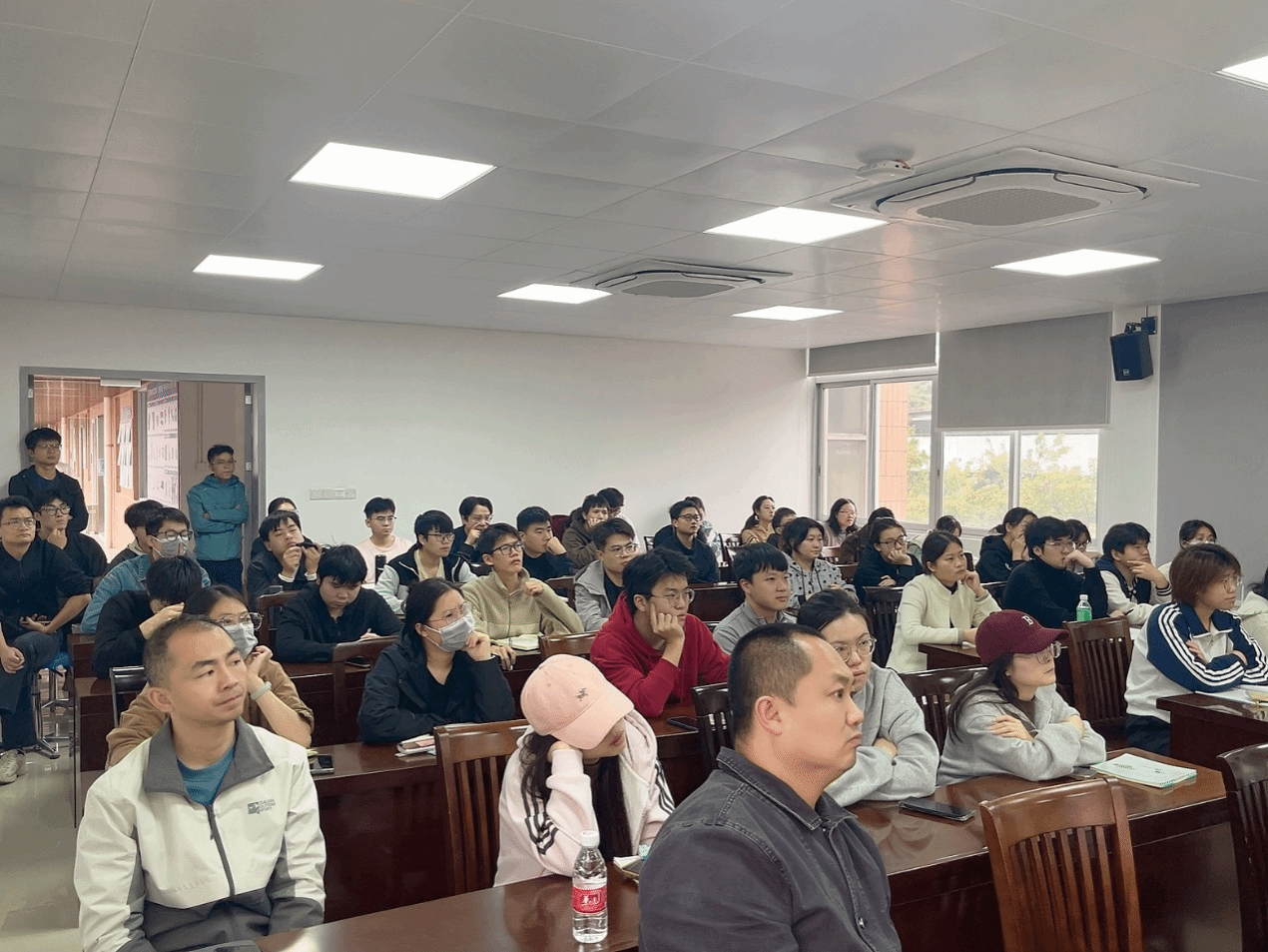 6880627A39299D1B76F7861F2ED_3DE07170_84484