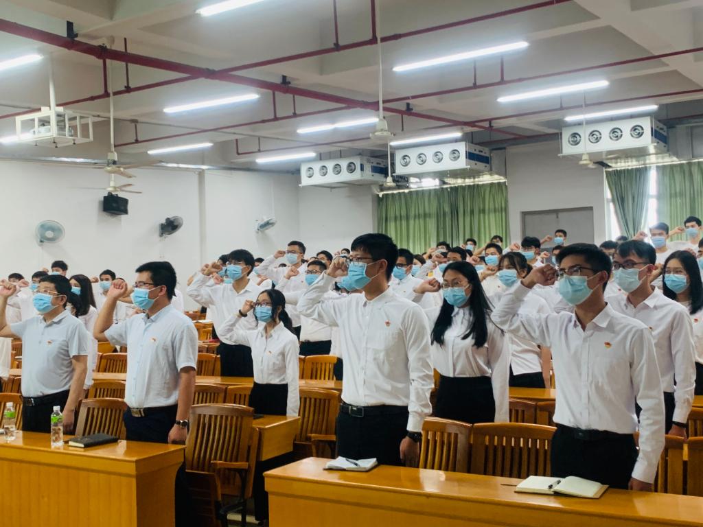 8ADE300CD45C7C1703CA4597074_4B02F26D_1A662