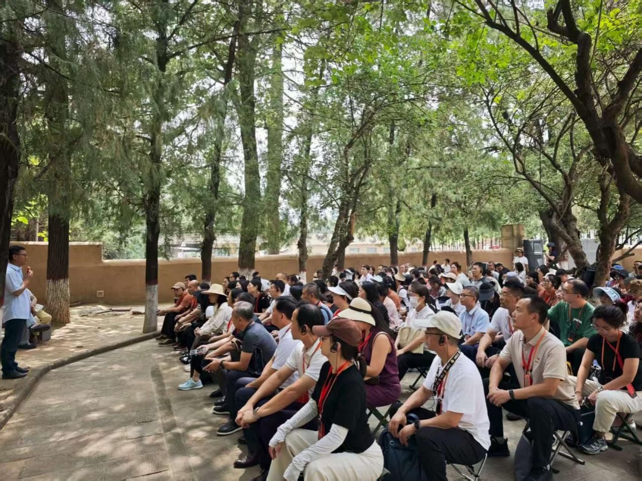 22B902E8F9C12346FE23851BC81_0C0A547A_45DB5.jpg?e=