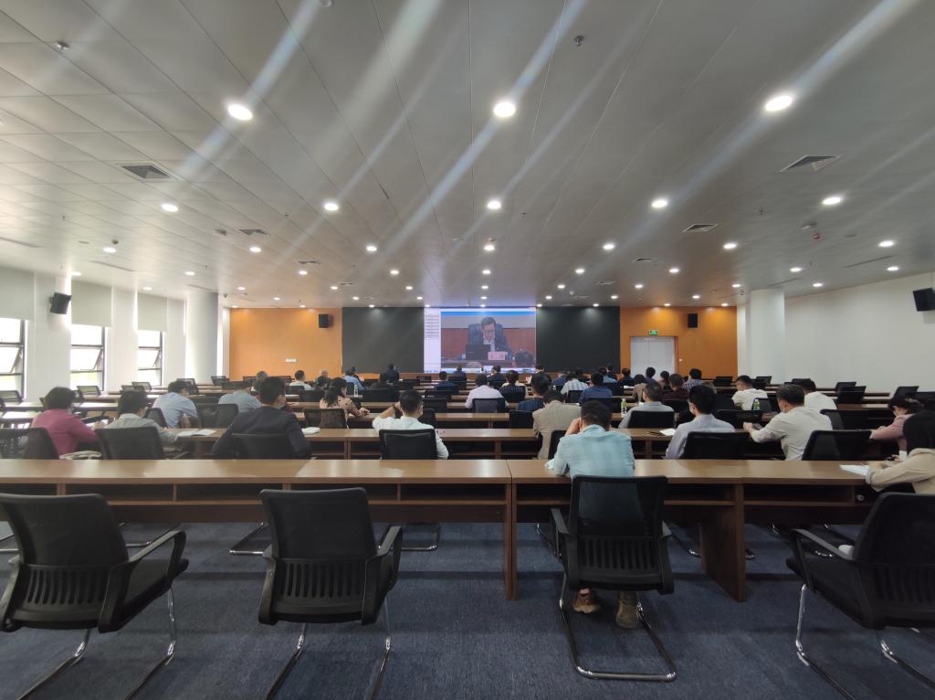 B7BBF0E947E8EB89789E2BCBA3B_A221E3A8_13297