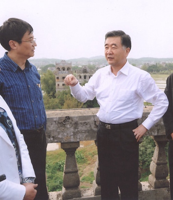 64E033114C968F91893B3DC620C_5D3A90F6_127F7