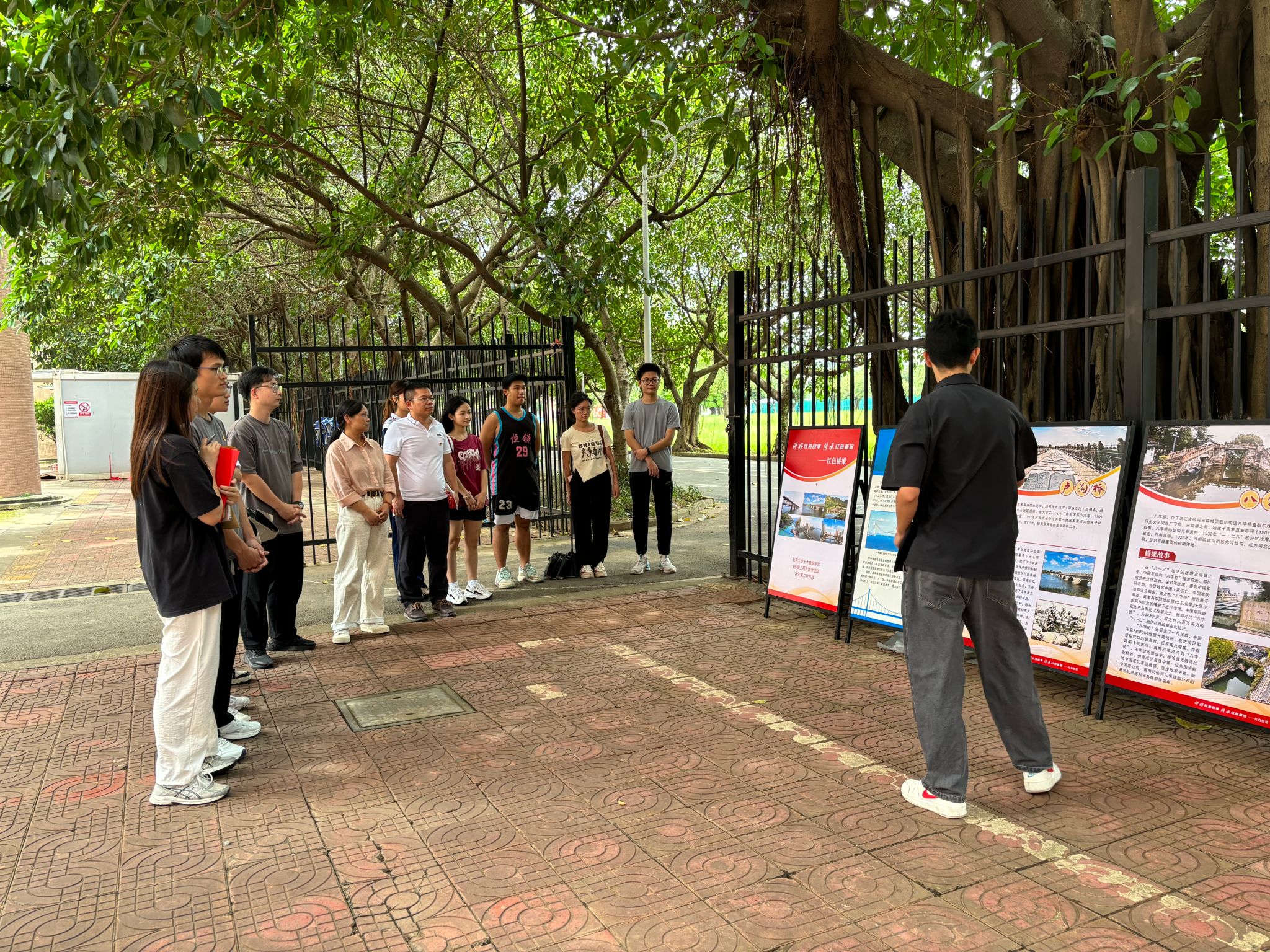 23CF0D3EFC553F0182C0425C3BB_C54F4F14_E4904 23CF0D3EFC553F0182C0425C3BB_C54F4F14_E4904