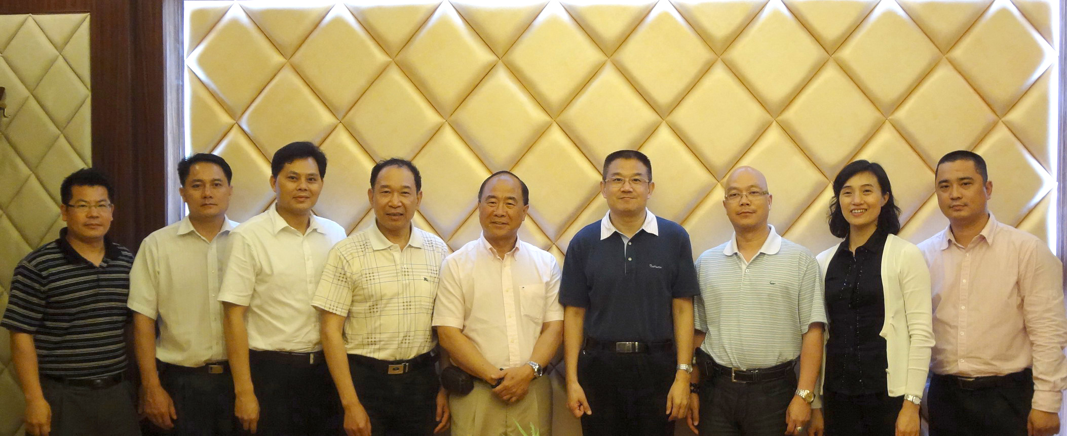 04A24698BB500E1591F7BE01D70_4AAB19ED_92A2C.jpg?e=