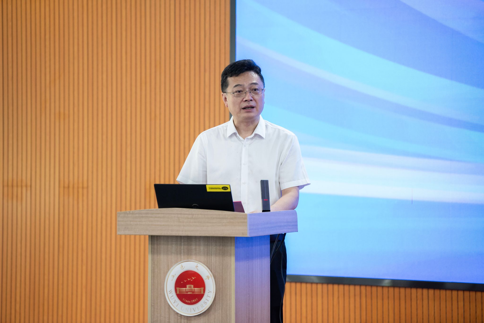 30074B17557EB3E31419B19B945_55F3DC59_416FC