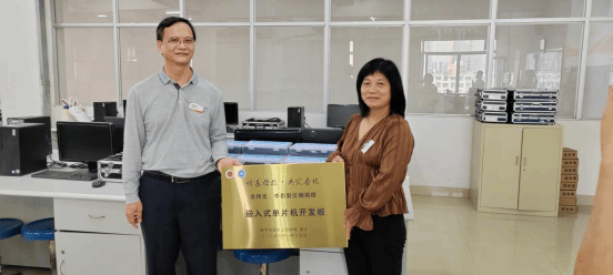 B6C2E9ED8ABF4CEAD410A1CB785_2CD44033_FBBF