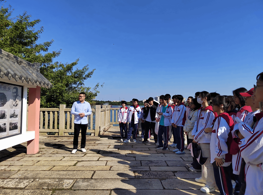 73DFE12B6FA552E633CA4C39512_F6764E1F_6C0C4