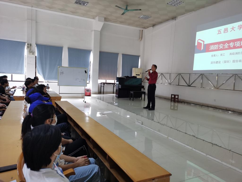 5762B39FDE4EC39FDDD36B0FFE4_DE3C422C_130A0