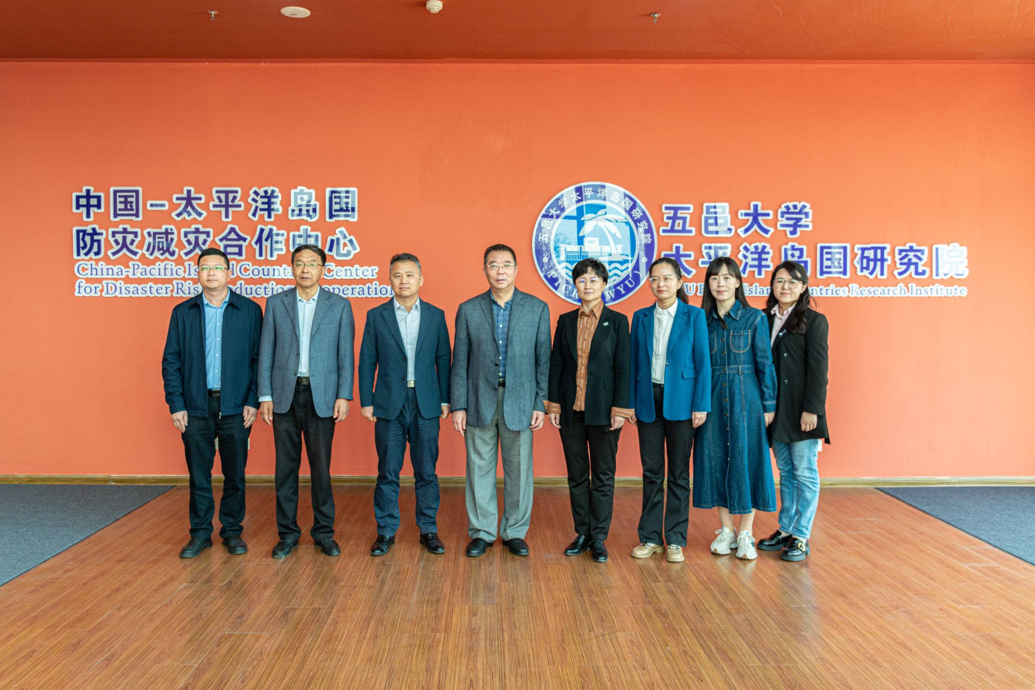 9234909A0D6946D02BAC86DCF18_E7F7FAF2_57180