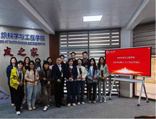 0206CB46CB63A5702E2BA5B7460_452B70C6_1E766