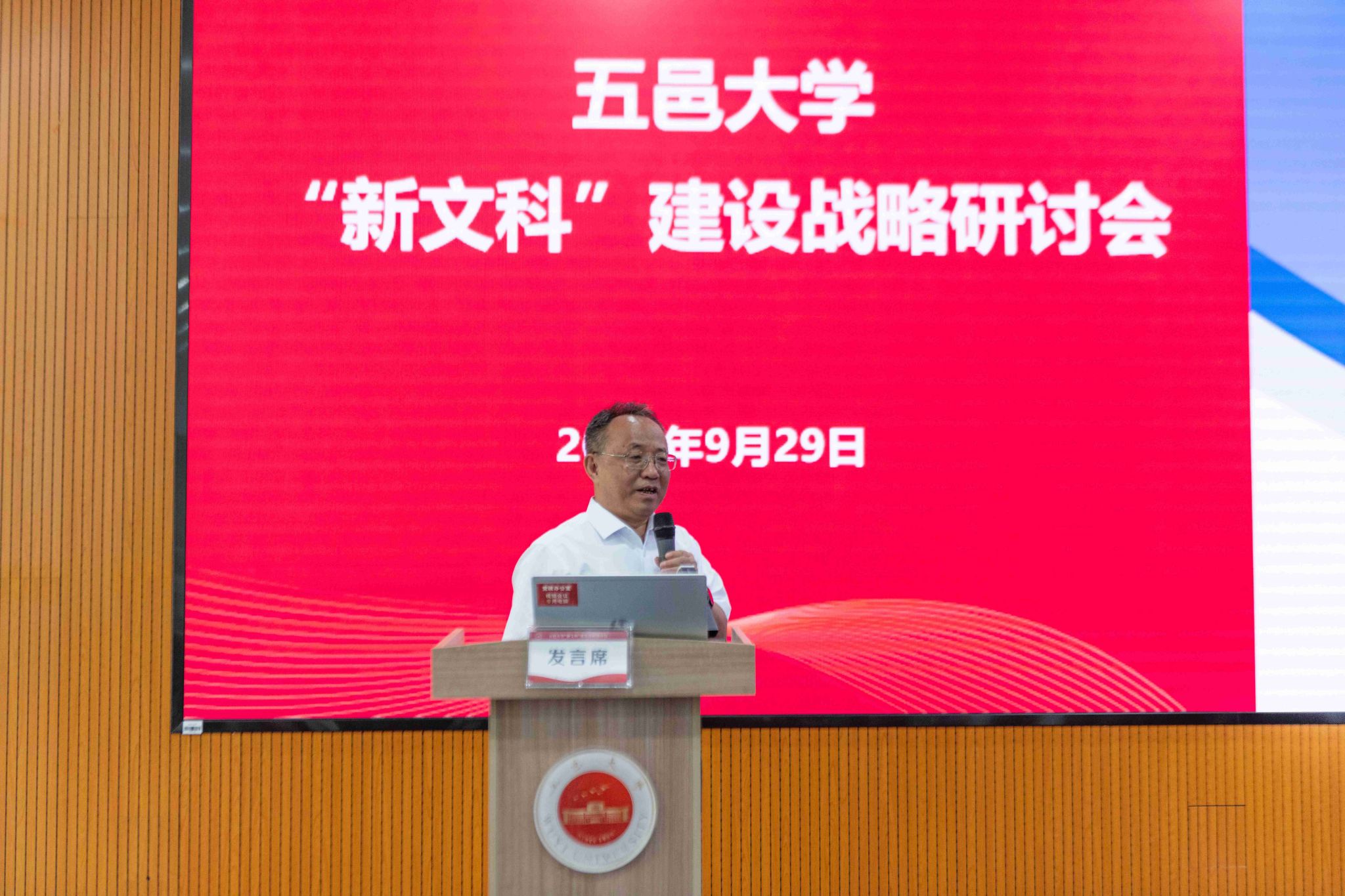 8C1485B5EC08BD7186E2592169B_01E6E5C3_5150D.jpg?e= 8C1485B5EC08BD7186E2592169B_01E6E5C3_5150D.jpg?e=