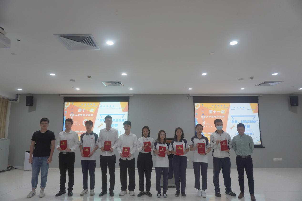 B3878A6CF01ABAA689664BA6D71_7A3669DE_7C872