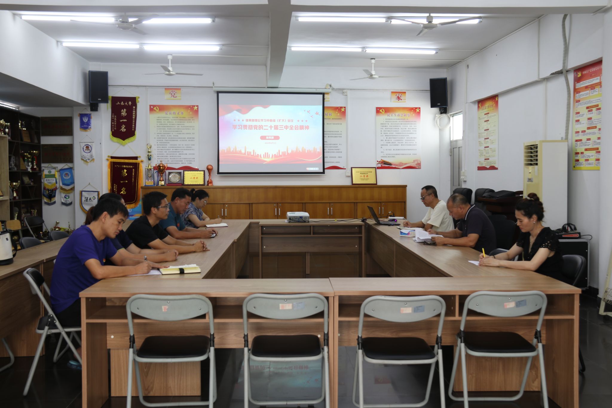 2C3C8B66410A36AA0B85D1DA3A7_1F111B71_414B0