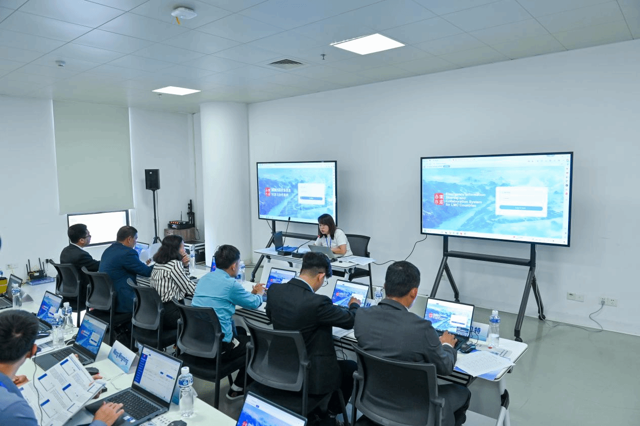 990531FCEB5C634B7A50467A50F_D50F434E_5718D 990531FCEB5C634B7A50467A50F_D50F434E_5718D