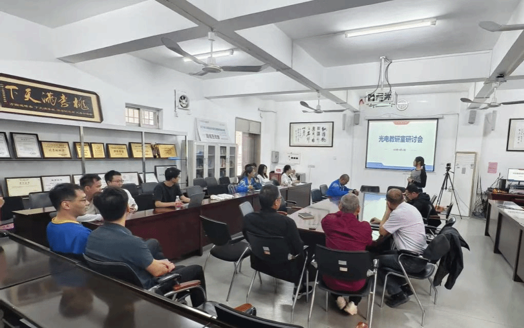 D6D5FDDFBEA3ECC1A61F7BC5D41_60B00545_47A50 D6D5FDDFBEA3ECC1A61F7BC5D41_60B00545_47A50