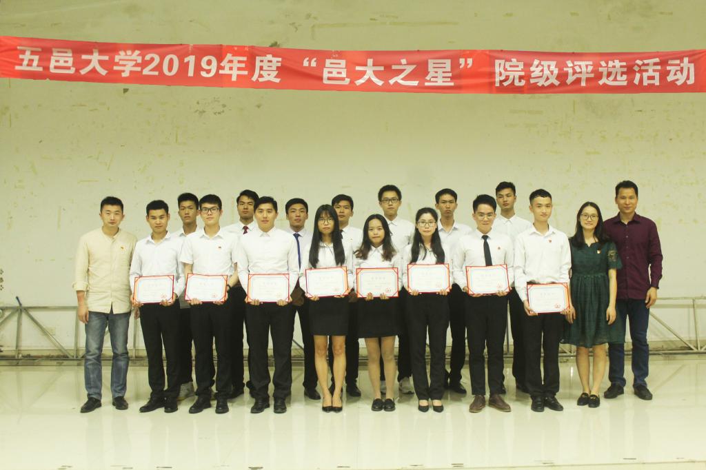 1AE190EFF2E164575AAA05683B2_6FB733F8_13E28