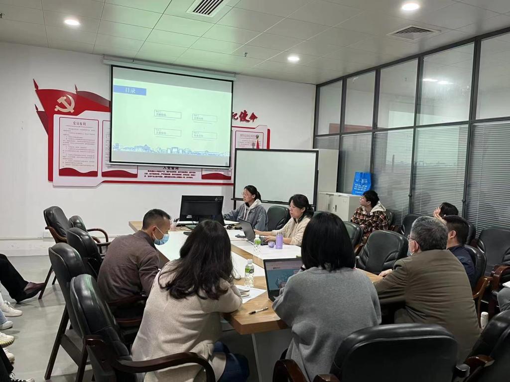 7C99DEB42999A44F85DF5F8CEC0_C250274C_1A54E