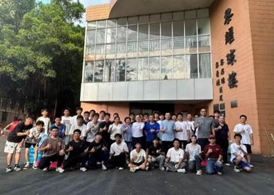 2A1815C739C6B2FD11BB0E9763A_D553FF36_5E29 һȺÈËÕ¾ÔÚÐÞ½¨Ç° AI ÌìÉúµÄÄÚÈÝ¿ÉÄܲ»×¼È·¡£¡£