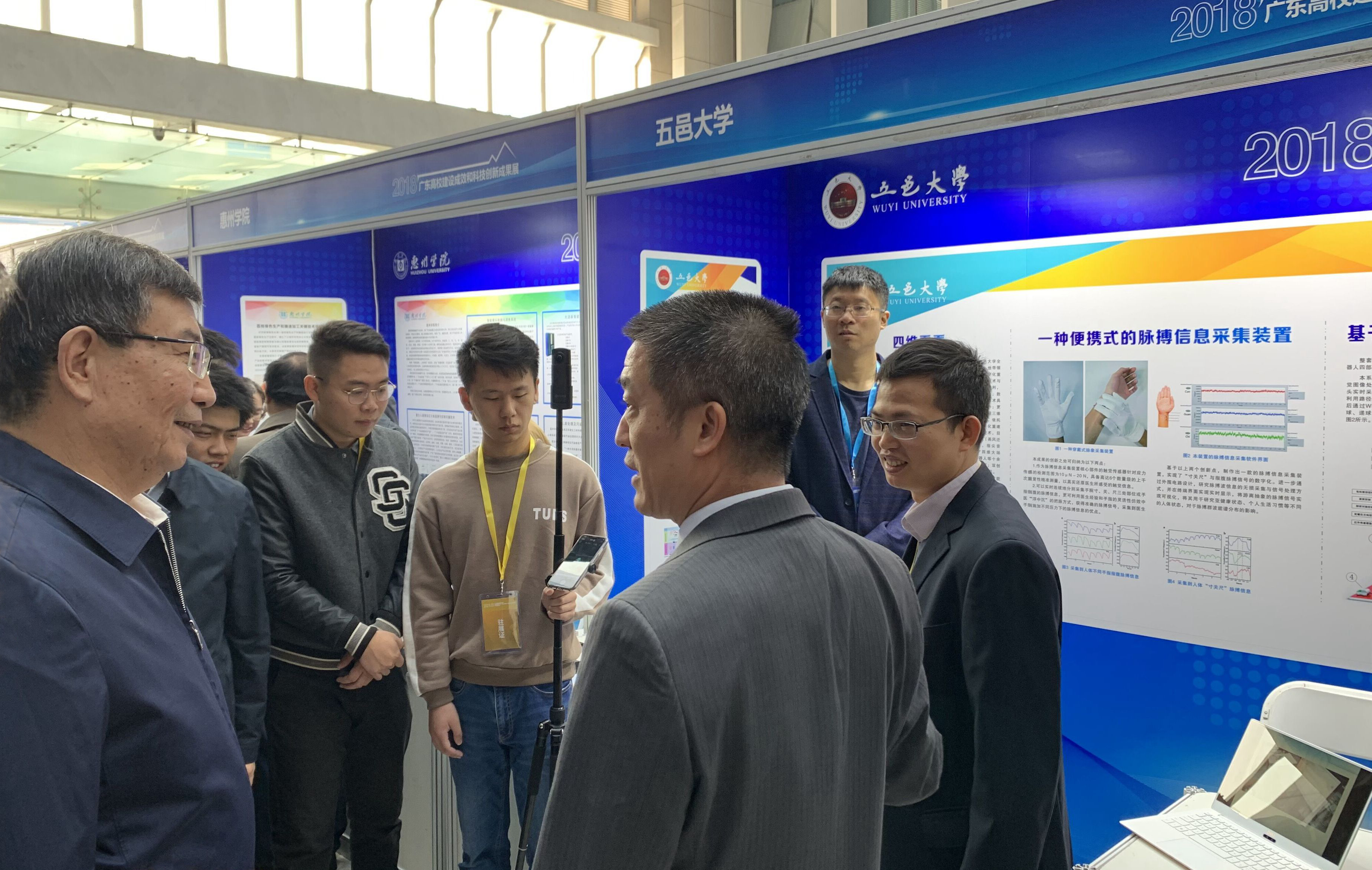 F6E6D995A6898187D1DD9063B34_49D1A729_22ED76