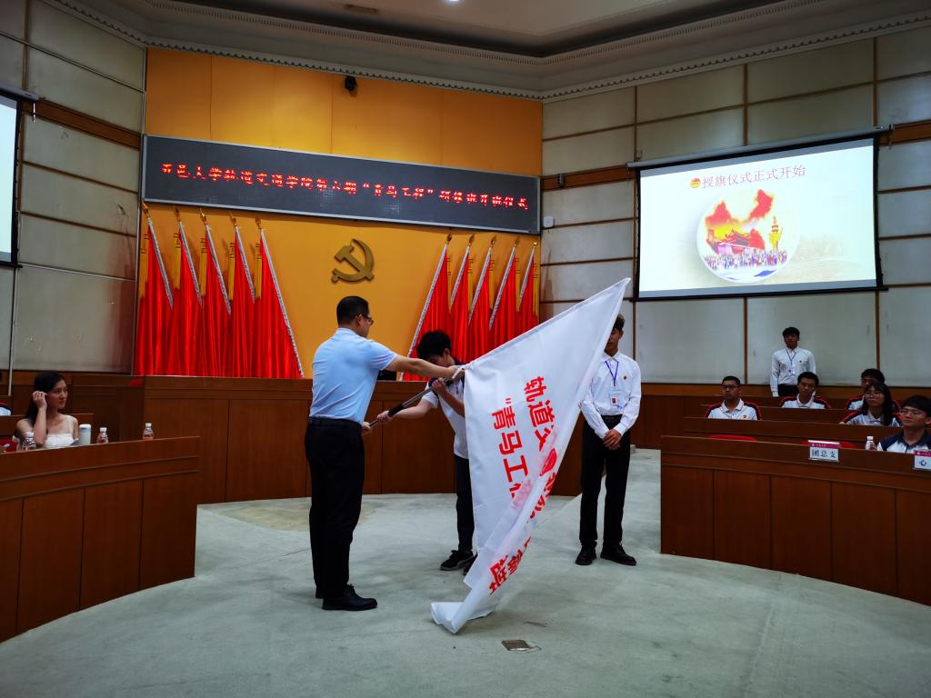 F900647CBBD2920589960A2EB7F_F31B1F97_16BB1