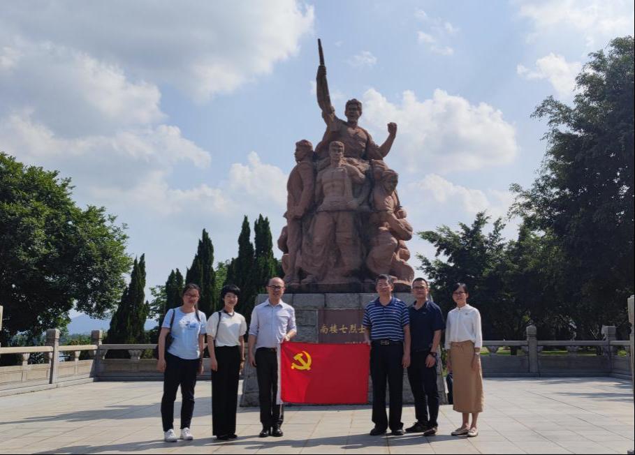 E6DEA1E40522F8D0FCA748B1973_818ABBAC_13D2F