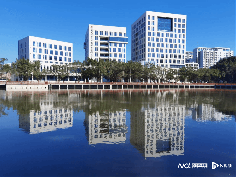 0AE0C9E6D81139FFA0B7FA03A58_E55DEB78_3765E 0AE0C9E6D81139FFA0B7FA03A58_E55DEB78_3765E