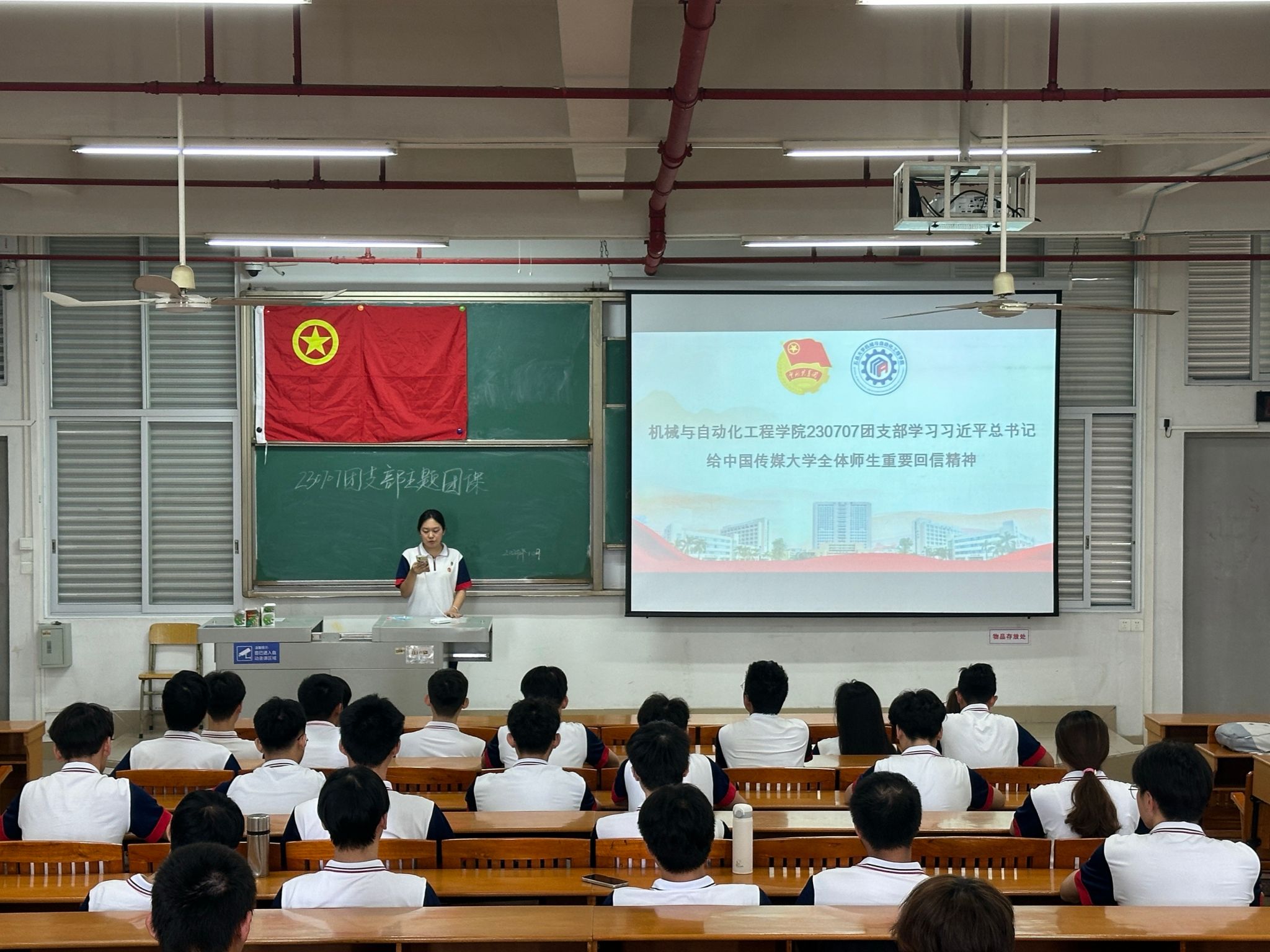 AB3B58C0E8515DE2E4C6EF26EF5_18096427_62E62