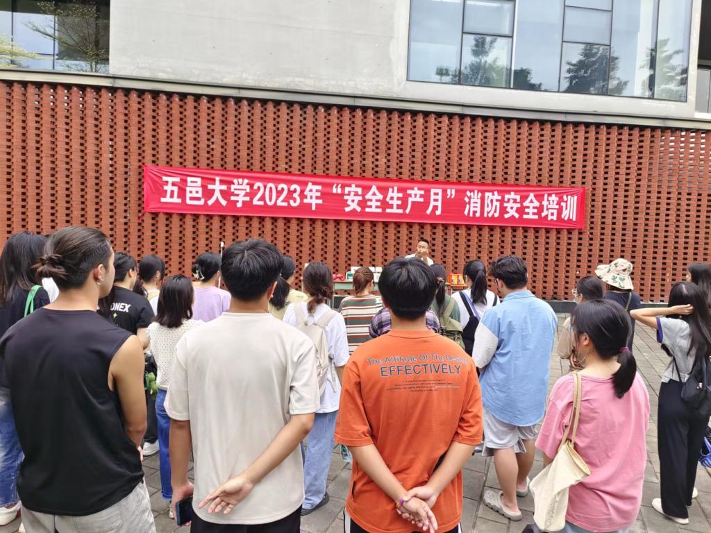 68B4CCF8625F670B335AFCCA702_B67D0884_24629