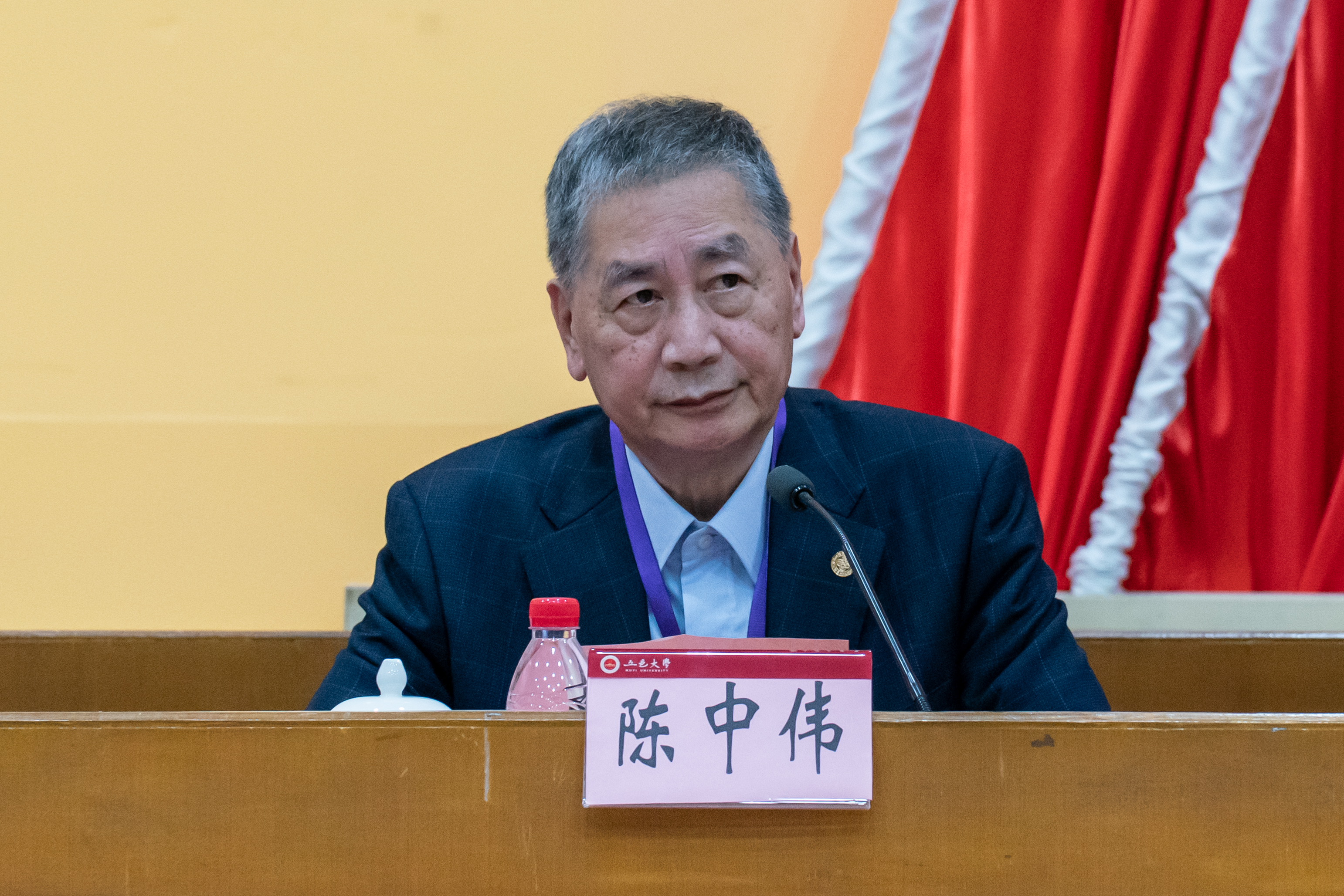 89F57463F70D3800AE645572F94_04C79335_425A05