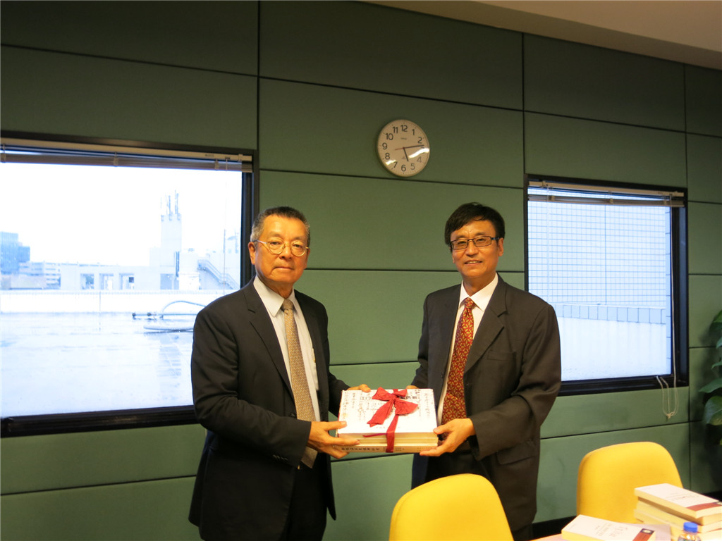 55022DF2093E46EC99C366C01BC_2BDF146F_28A8E.jpg?e= 55022DF2093E46EC99C366C01BC_2BDF146F_28A8E.jpg?e=