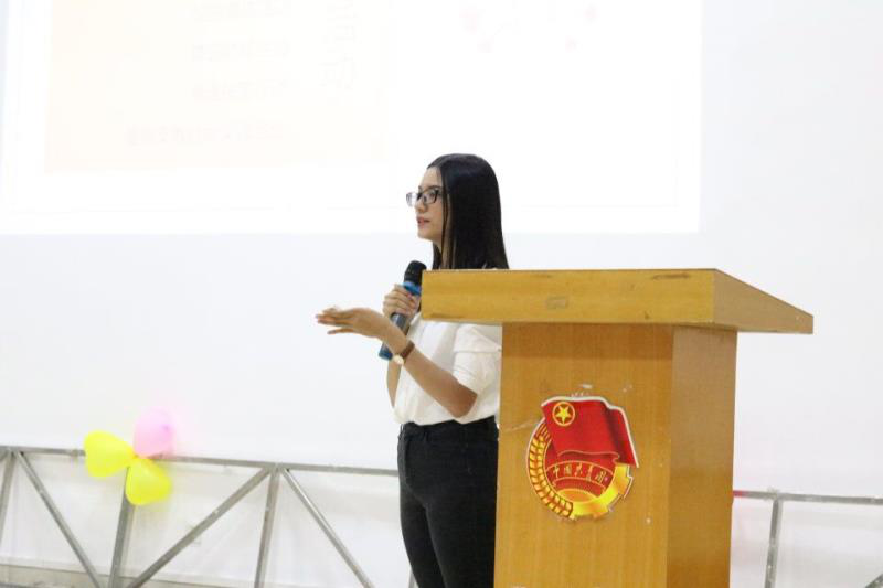 7509C1F943D7E87A80F1D5E4FFE_F8A61DE8_2F9C2