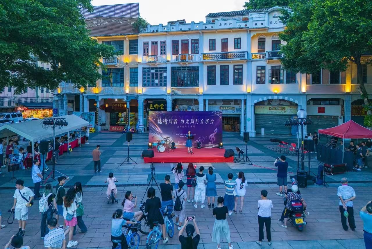 557F2BEB189A7CF4D46B9A6BC1E_BB4AA2D7_3EBDC