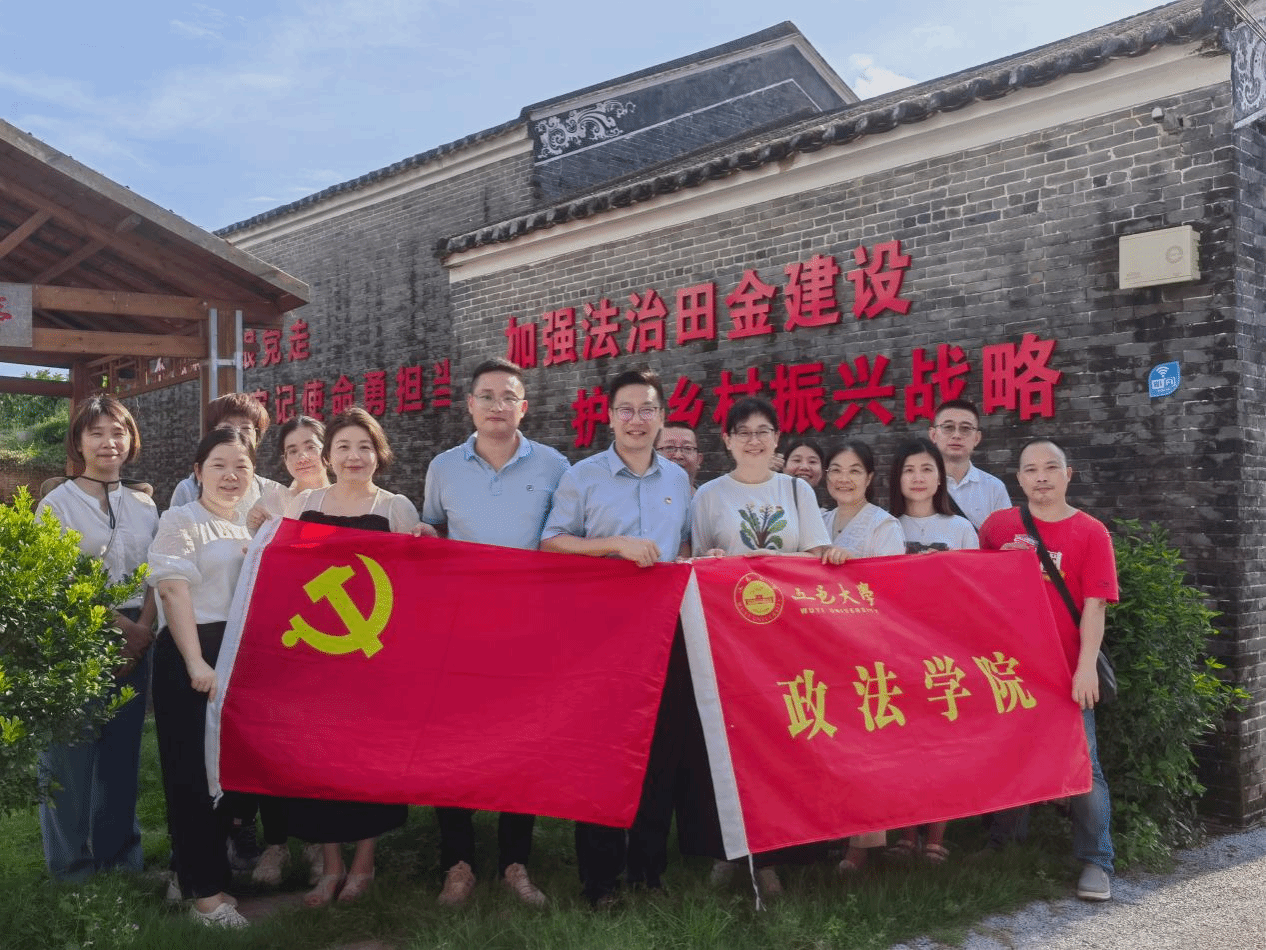 24D7341F4F4100AEE3C13AA0448_35D1D270_8D908