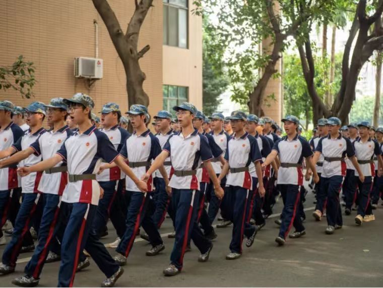 70E147FD0DC306B8966F2E76391_7019AF70_14E55 70E147FD0DC306B8966F2E76391_7019AF70_14E55