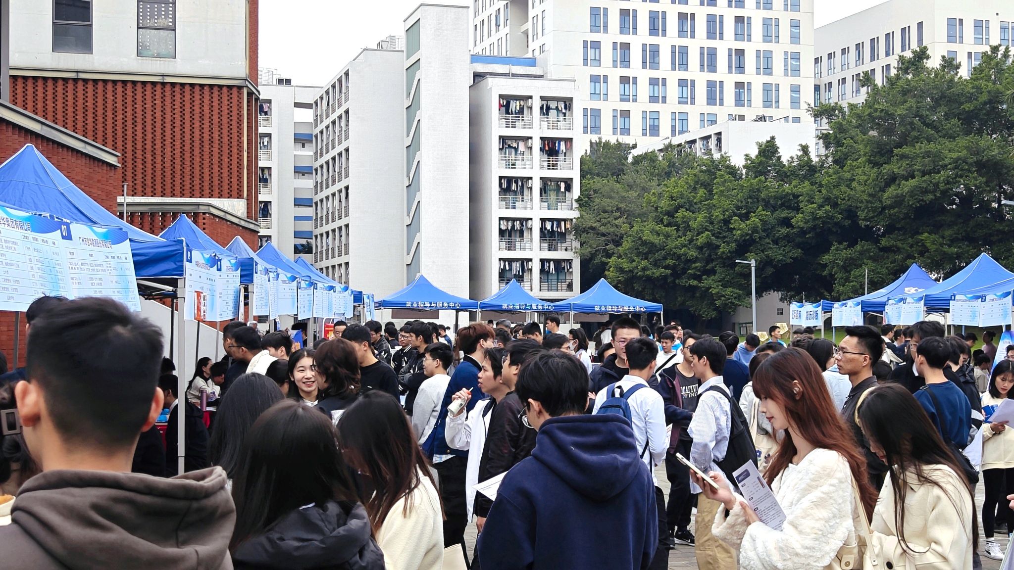 21FD630F50D245BA80173CE4DDE_8993EFE7_76748