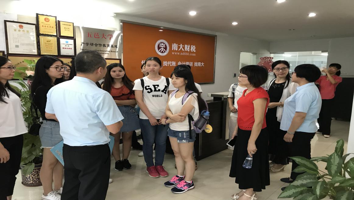 98CA08794ABC208595576B0B1BA_26FCE435_18797