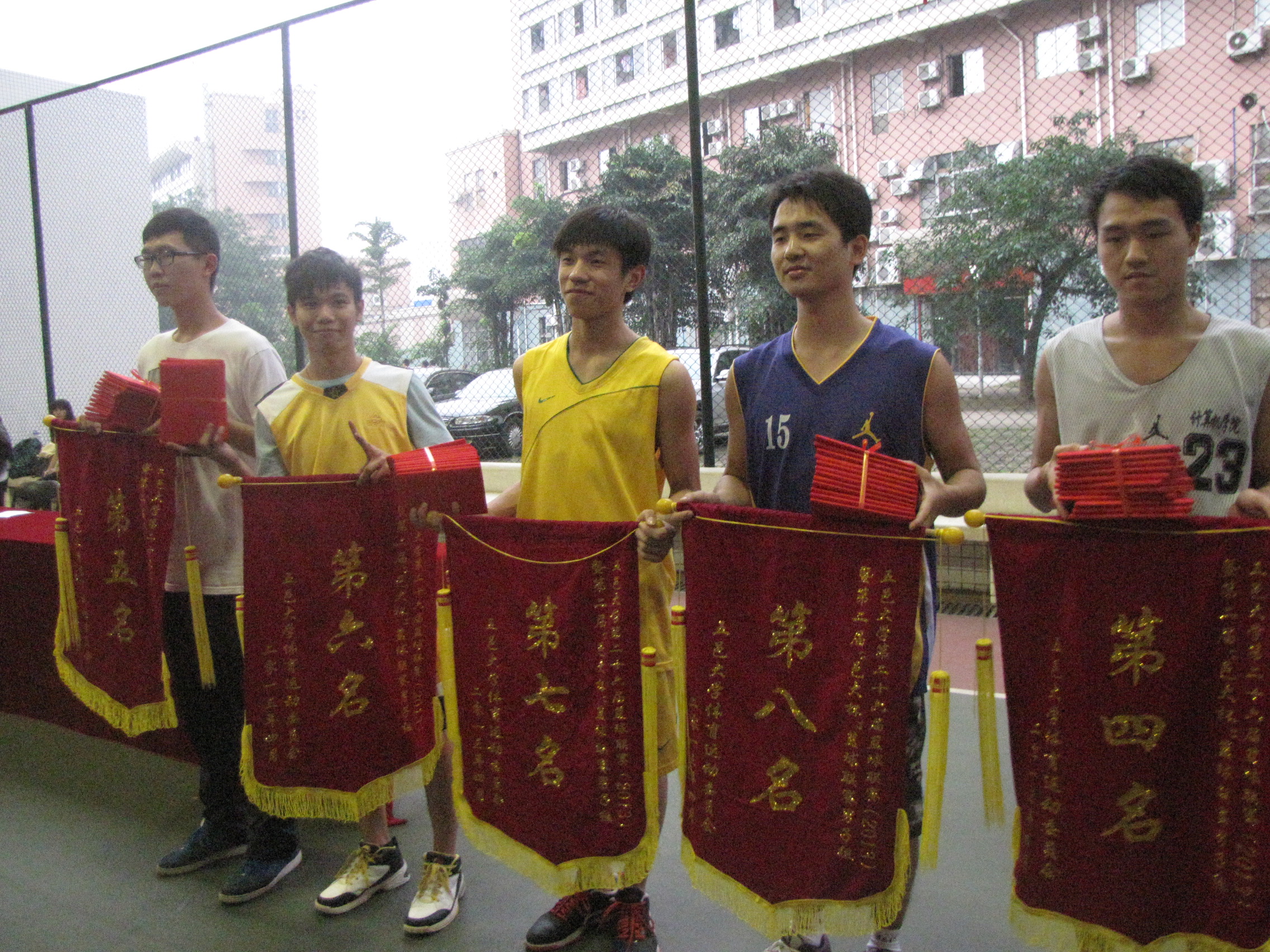 F041562BFF749434B5533491091_B37C093F_180386.jpg?e= F041562BFF749434B5533491091_B37C093F_180386.jpg?e=