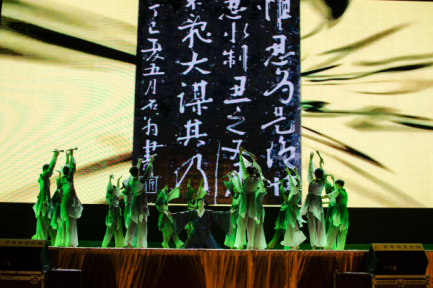 CDDEF969BB654A4D3FA2B2AD65E_034394B7_35C2C