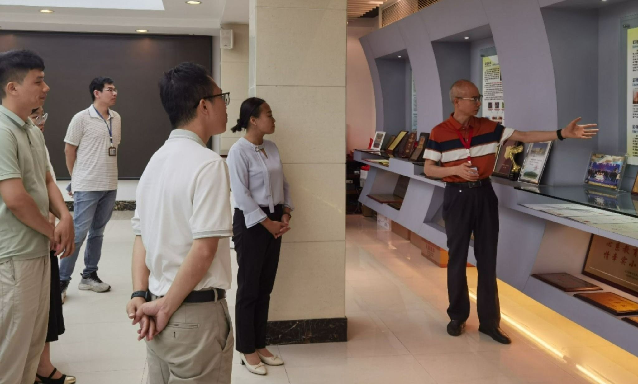 235A71F65DC4BC57AEEF811B9E3_223013D0_2FD6D