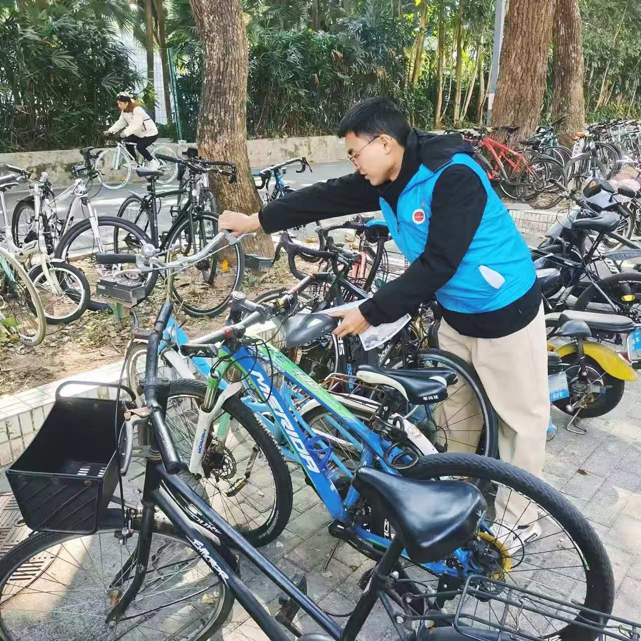 61EA4F27C2239C05727F99CAAB4_471883CC_67A6F