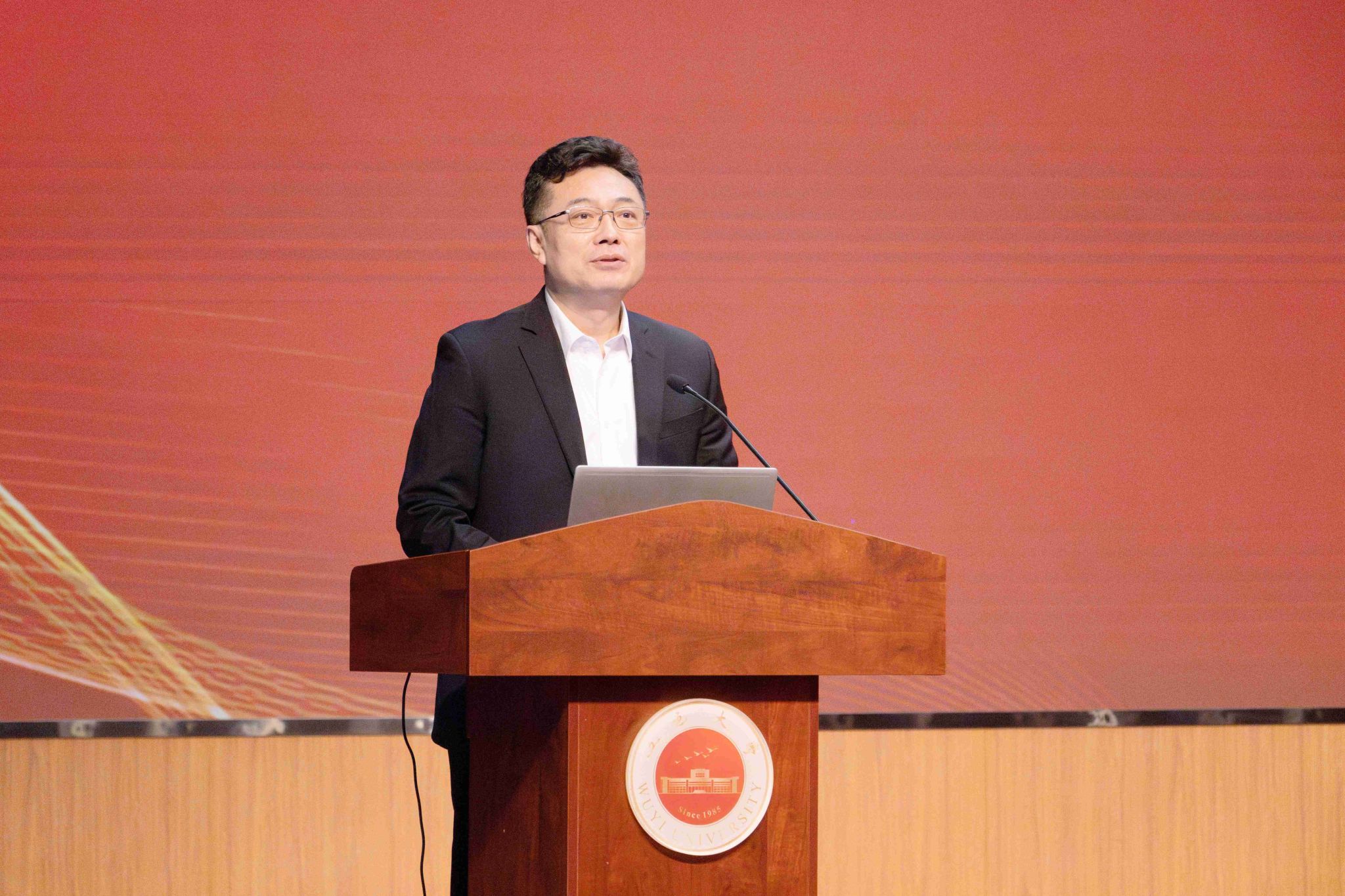 E61AC096B17D06F63E828B7CAB0_C562887B_6B04E