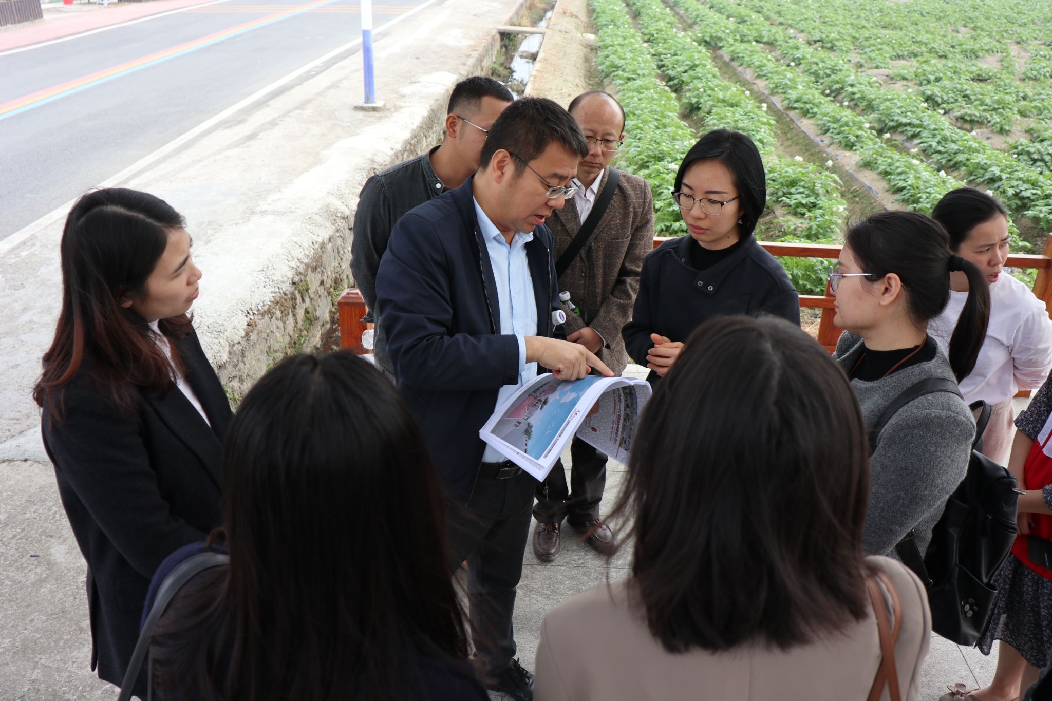 3B830E1AC77D6952DCD618CD479_B042B182_546E1