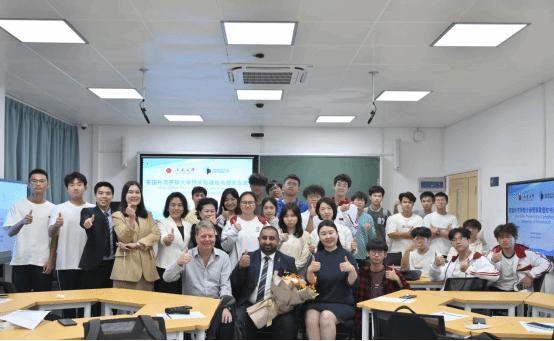 328B3FC49F5C5CF682FF4B1A74C_30F8CAD0_15B50