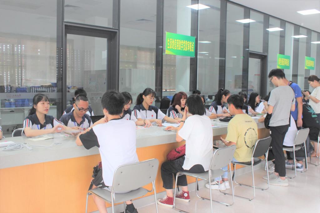 B18A3BF52339752DBF2109619F1_11AAB237_13212