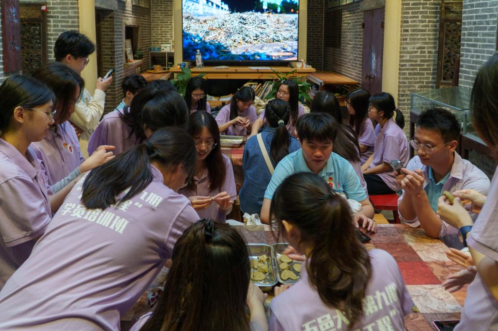 E95072F3953AC14AD160ADA8B3D_8CF774BF_1DB13