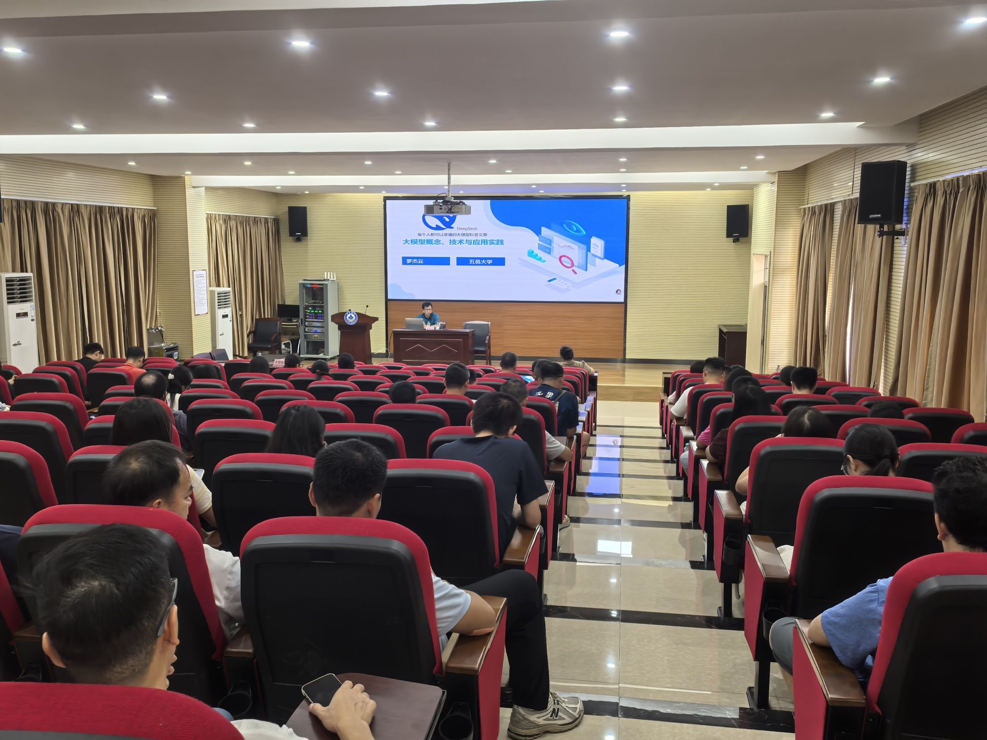 92A5EEE503738E8BD2111658402_B8EABD44_58631 92A5EEE503738E8BD2111658402_B8EABD44_58631