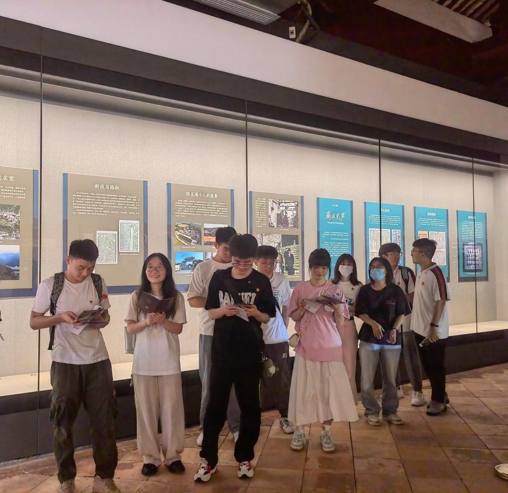 66C332EED942D585760842ECABC_525A5101_1F0F3