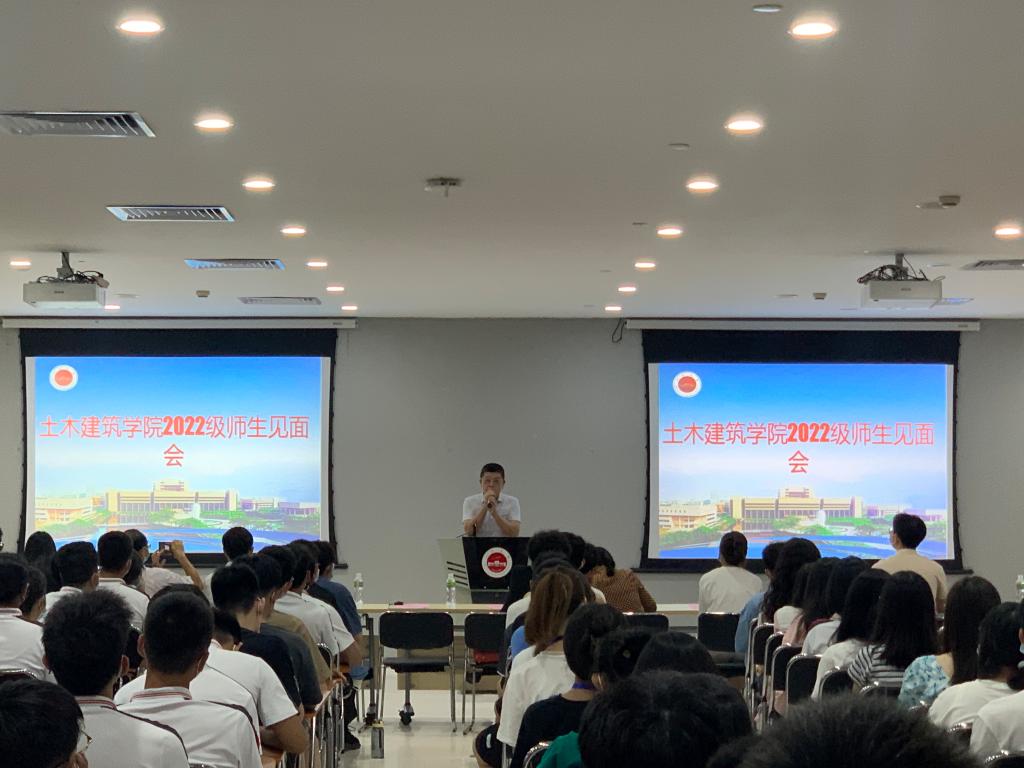 F21CFBBCCC68BA0CDD70419937B_F29210F1_13B83