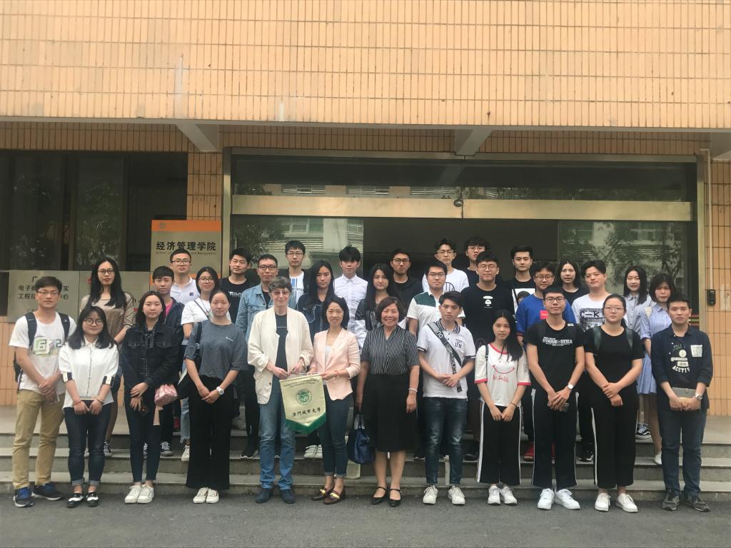 A41791503708B9C7D803D5F7C4C_225A3F95_1E9F1