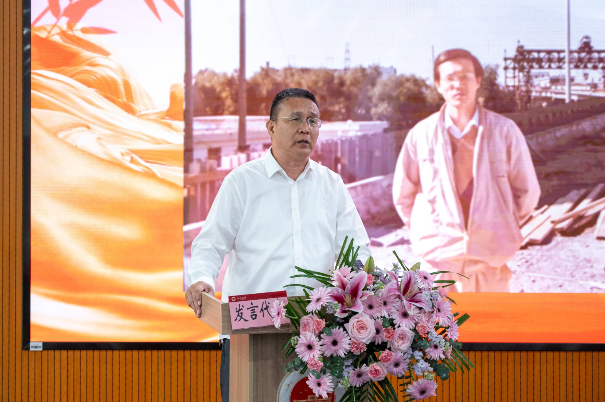 82B39A652DE4D62E46343C9D041_5AD70C56_4DA24