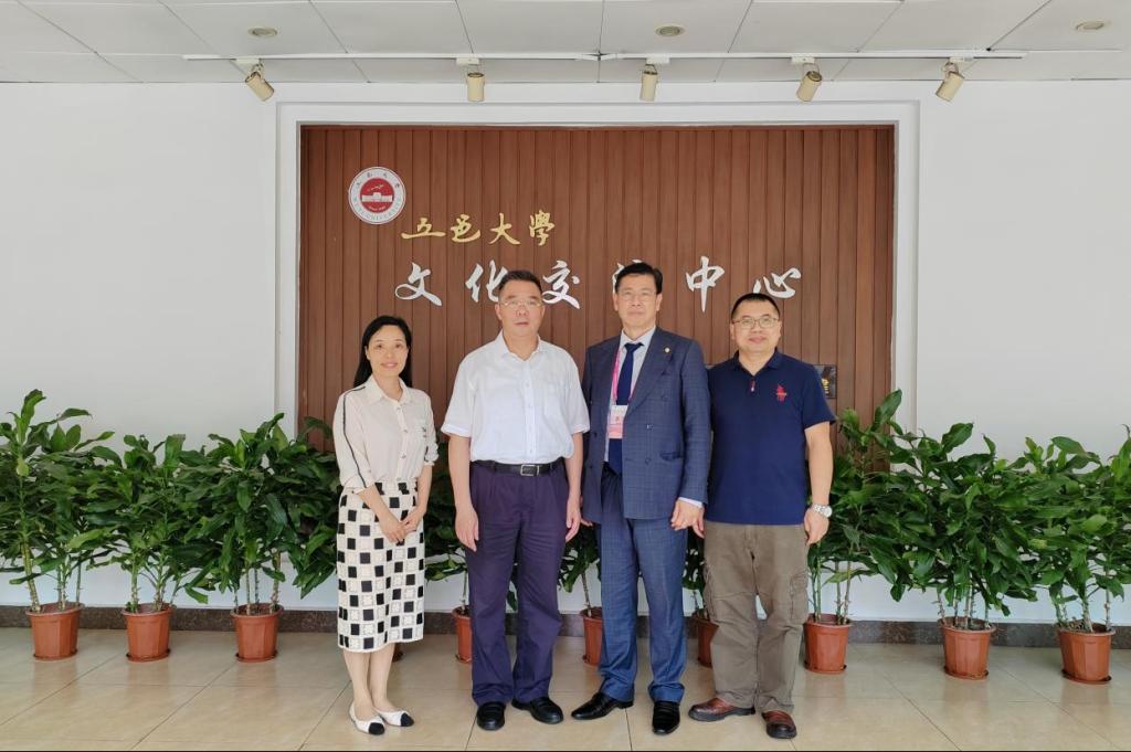 9A3BF67ACE66C5A5B441E16A00F_DA3EC532_16802